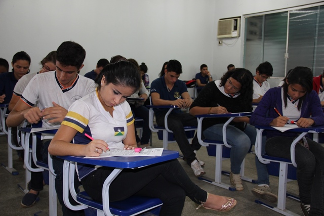 ALUNOS DA REDE PÚBLICA DE ENSINO PARTICIPAM DO SEGUNDO SIMULADO ESTADUAL NESTA TERÇA-FEIRA - News Rondônia