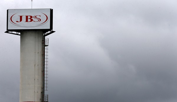 JBS se compromete a zerar a emissão de gases do efeito estufa até 2040 - News Rondônia