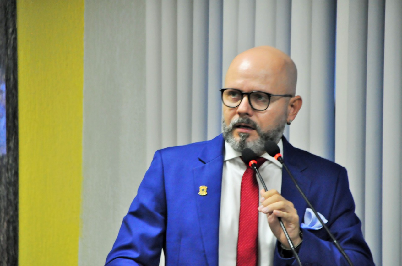 PROFESSOR ALEKS PALITOT FALA SOBRE SAÚDE NA CAPITAL - News Rondônia