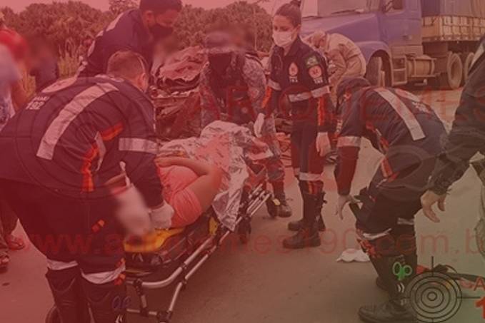 TRÁGICO: Bebê de 6 meses morre após carro ser imprensado entre duas carretas na BR-364 - IMAGENS FORTES - News Rondônia