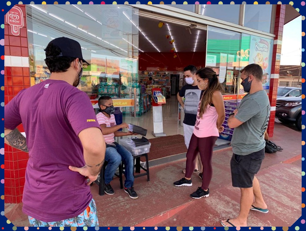Vídeo de garoto de 13 anos que vende brigadeiros em Porto Velho viraliza nas redes sociais - News Rondônia