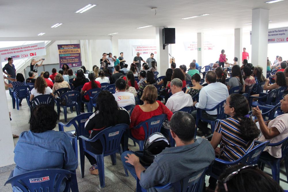 SINTERO REALIZA ASSEMBLEIA GERAL NO DIA DE PARALISAÇÃO ESTADUAL DA EDUCAÇÃO - News Rondônia