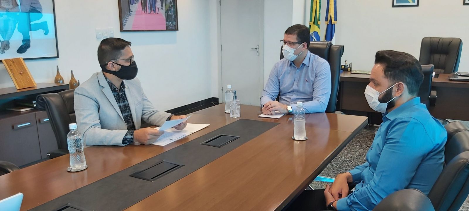 EM REUNIÃO COM GOVERNADOR MARCOS ROCHA, DEPUTADO ANDERSON PEDE TRATAMENTO IGUALITÁRIO PARA SERVIDORES DO SISTEMA SOCIOEDUCATIVO, DETRAN E ISONOMIA PARA A POLICIA PENAL - News Rondônia