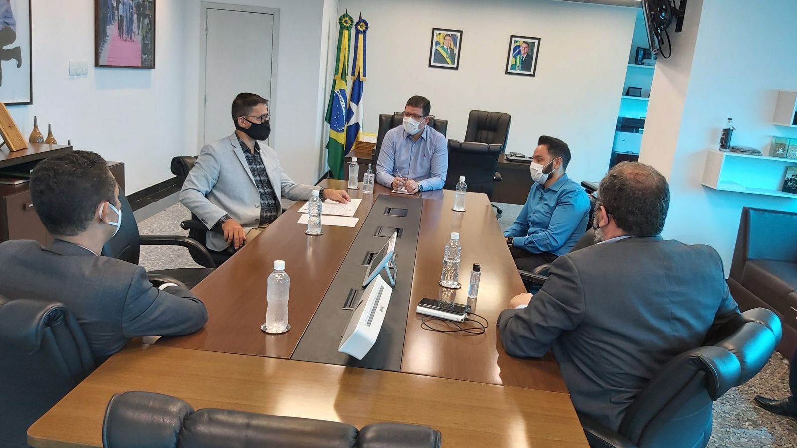 EM REUNIÃO COM GOVERNADOR MARCOS ROCHA, DEPUTADO ANDERSON PEDE TRATAMENTO IGUALITÁRIO PARA SERVIDORES DO SISTEMA SOCIOEDUCATIVO, DETRAN E ISONOMIA PARA A POLICIA PENAL - News Rondônia
