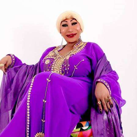 NOVA SENSAÇÃO DO INSTAGRAM, TRAVESTI FUGIU DE ALDEIA NO ACRE, PASSOU FOME E DIVA NA ITÁLIA - News Rondônia