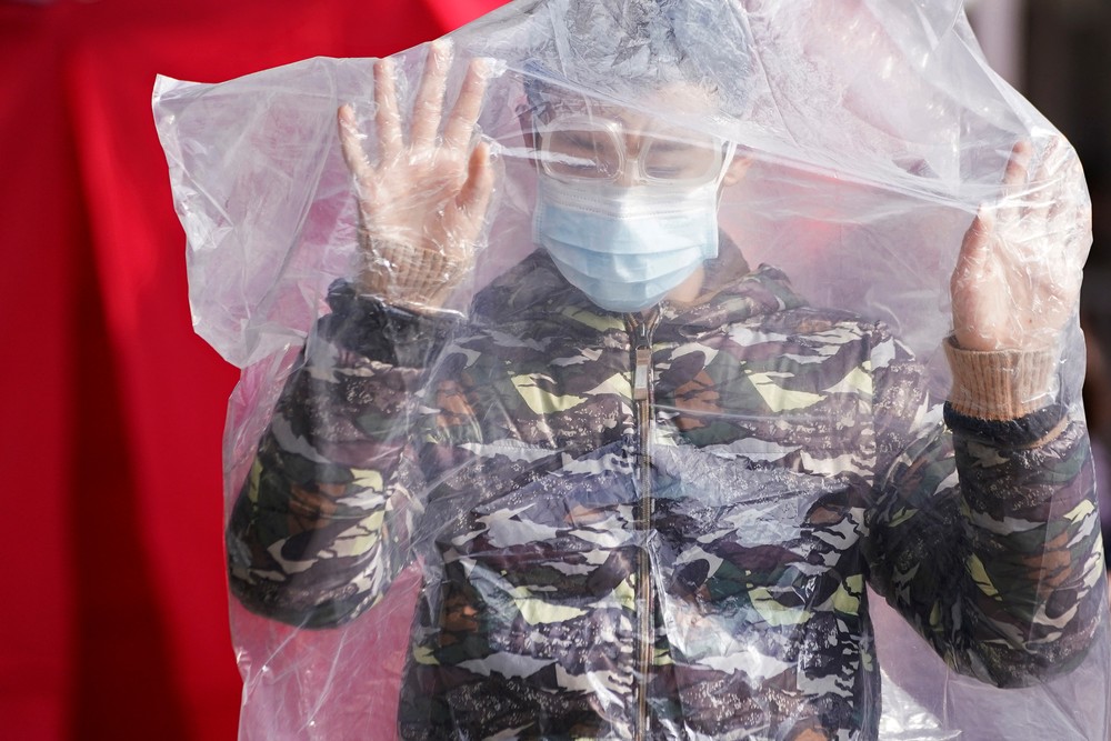 CHINA REVÊ DADOS DA EPIDEMIA DE COVID-19 E REDUZ NÚMERO DE MORTOS PARA 1.380 - News Rondônia