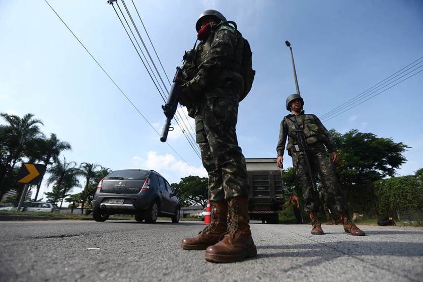 TUDO INDICA, DIZ DELEGADO SOBRE POSSÍVEL ERRO DE MILITARES NO RIO - News Rondônia