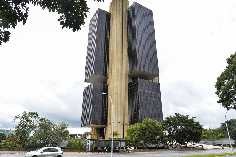 Banco Central diz que clientes de bancos têm cerca de R$ 8 bilhões a receber das instituições - News Rondônia