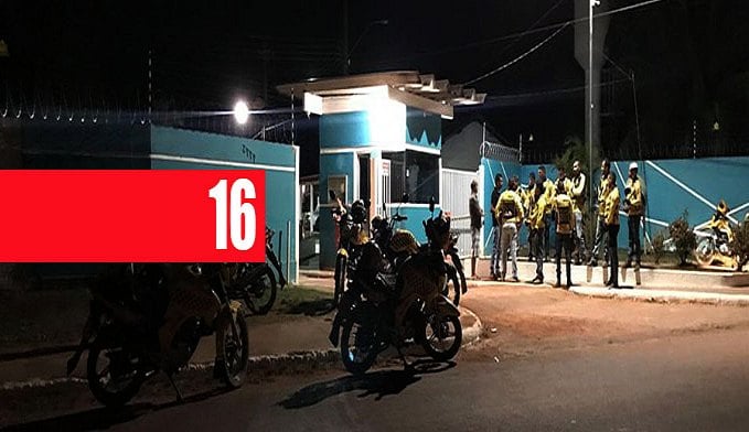 SUSPEITO DE ROUBO É CERCADO POR MOTO TAXISTAS EM CONDOMÍNIO NO BAIRRO PLANALTO - News Rondônia