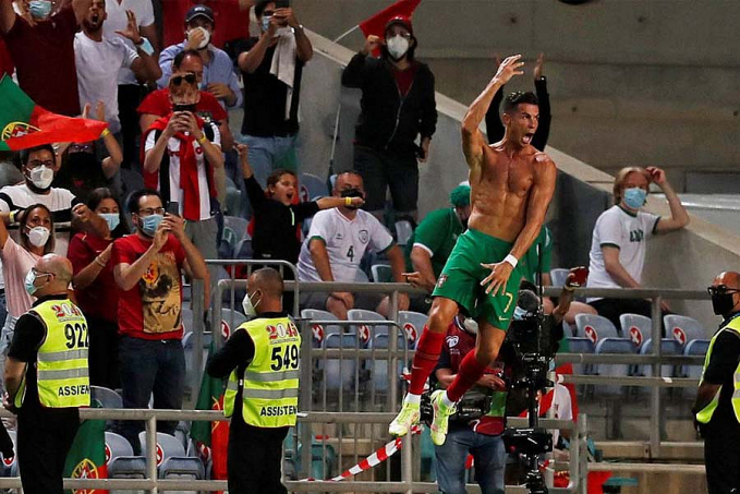 Cristiano Ronaldo marca dois gols e vira maior artilheiro de seleções - News Rondônia