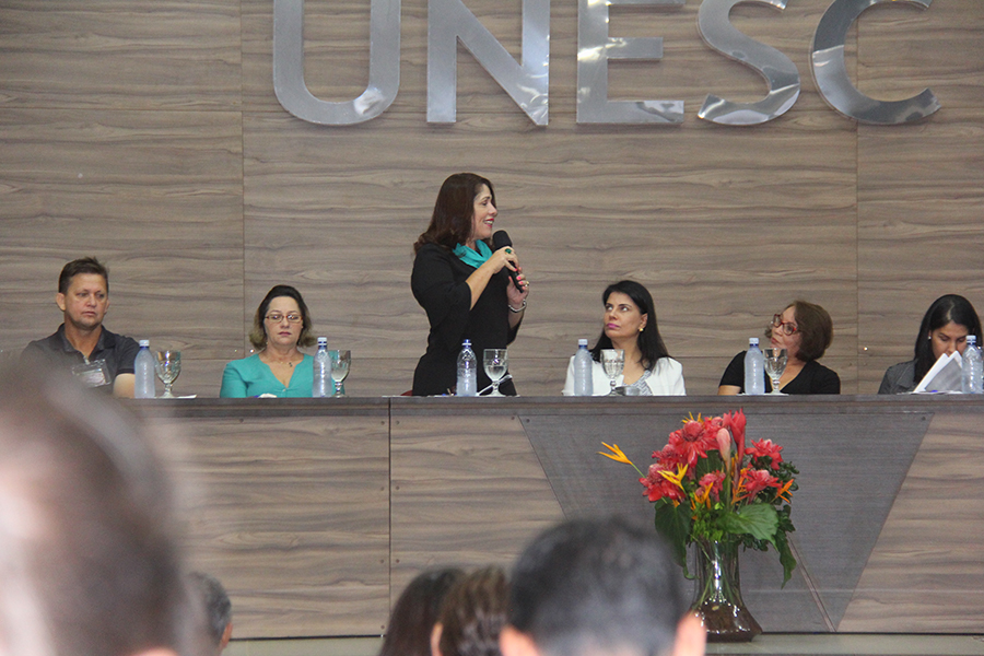 CONFERÊNCIA MUNICIPAL DEBATE RUMOS PARA EDUCAÇÃO EM CACOAL - News Rondônia