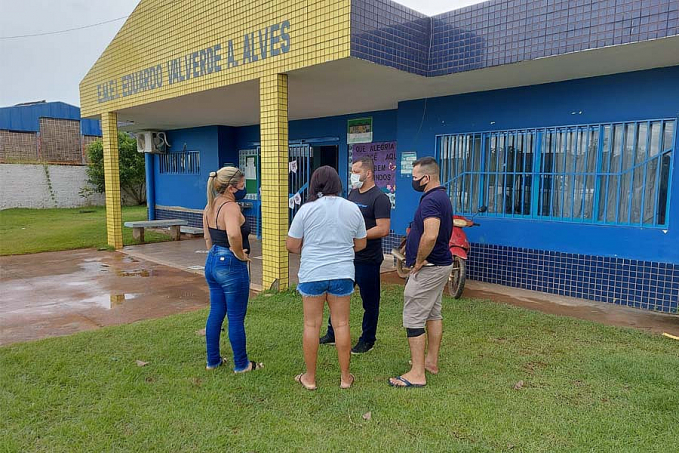 Vereador Edevaldo Neves visita Escola Eduardo Valverde no bairro Marcos Freire - News Rondônia