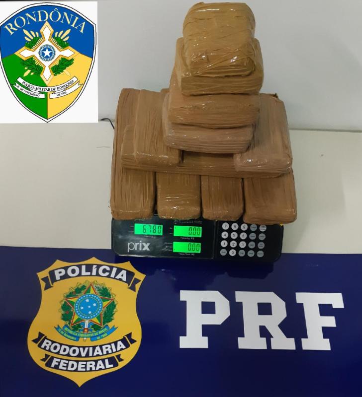 ATUAÇÃO CONJUNTA: PRF E PM APREENDEM QUASE SETE QUILOS DE MACONHA - News Rondônia