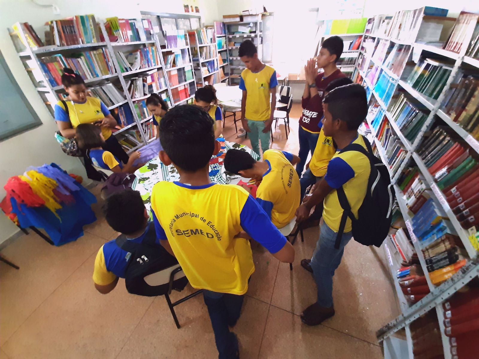 SERVIDORES E ALUNOS COMEMORAM AVANÇOS NA ESCOLA ANTÔNIO AUGUSTO VASCONCELOS - News Rondônia