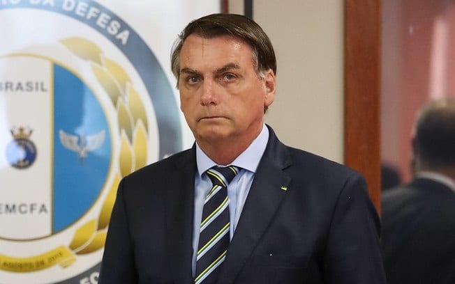 Bolsonaro veta integralmente projeto que assegura internet grátis a alunos e professores da rede pública - News Rondônia