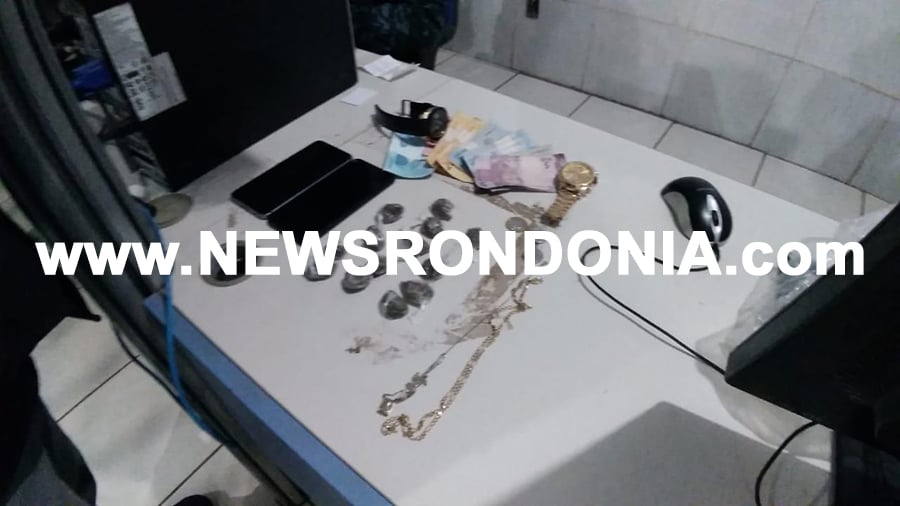 CASA CAIU: Força Tática fecha boca de fumo e prende suspeitos membros do comando vermelho com maconha - News Rondônia