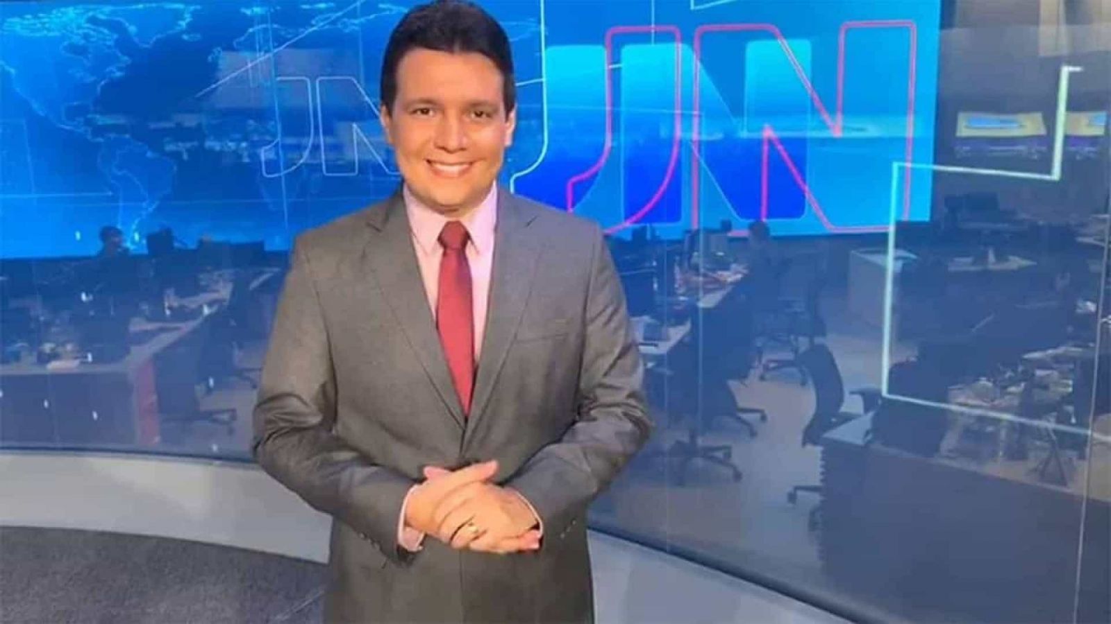 CORONAVÍRUS: APRESENTADOR DO 'JN' ESTÁ EM ESTADO GRAVE E RESPIRA COM AJUDA DE APARELHOS - News Rondônia