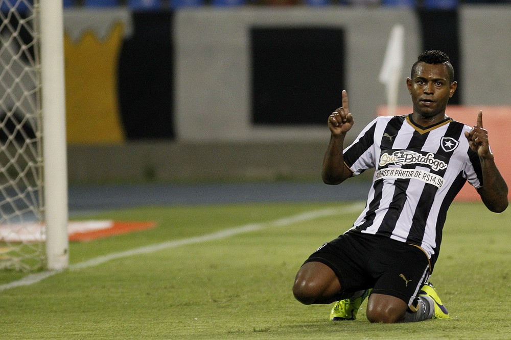 UNIÃO CACOALENSE ACERTA A CONTRATAÇÃO DO ATACANTE JOBSON, EX-BOTAFOGO - News Rondônia