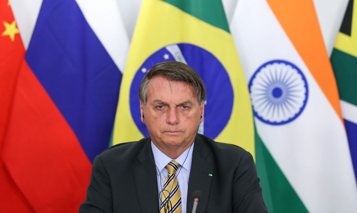 Bolsonaro: Brasil divulgará lista de importadores de madeira ilegal - News Rondônia