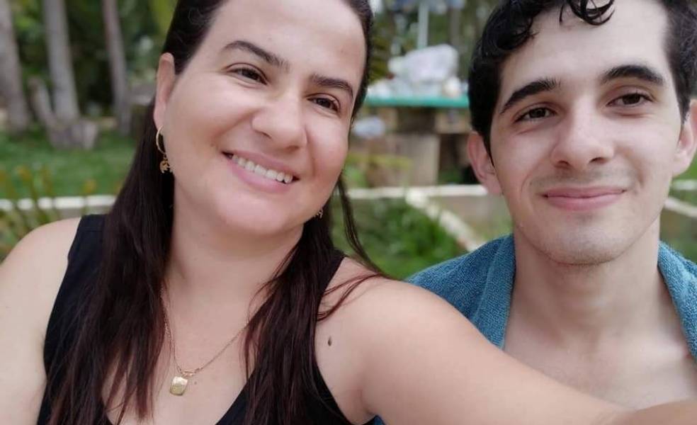 Devolvam meu filho que pago 10 vezes mais, diz mãe de estudante após justiça condenar prefeitura de Vilhena por morte - News Rondônia