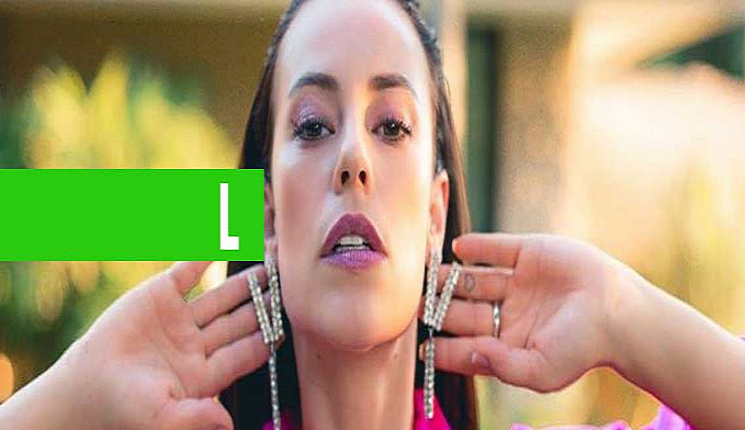 TODA TRANSPARENTE! PAOLLA OLIVEIRA MOSTRA BUMBUM E LEVA WEB À LOUCURA - News Rondônia
