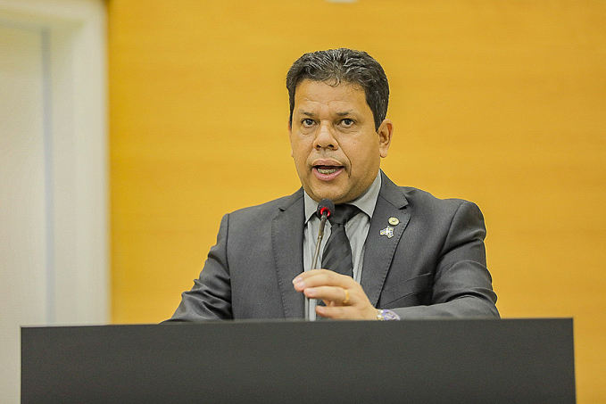 Jair Montes chama atenção do Ministério da Saúde para envio de mais vacinas a Rondônia - News Rondônia