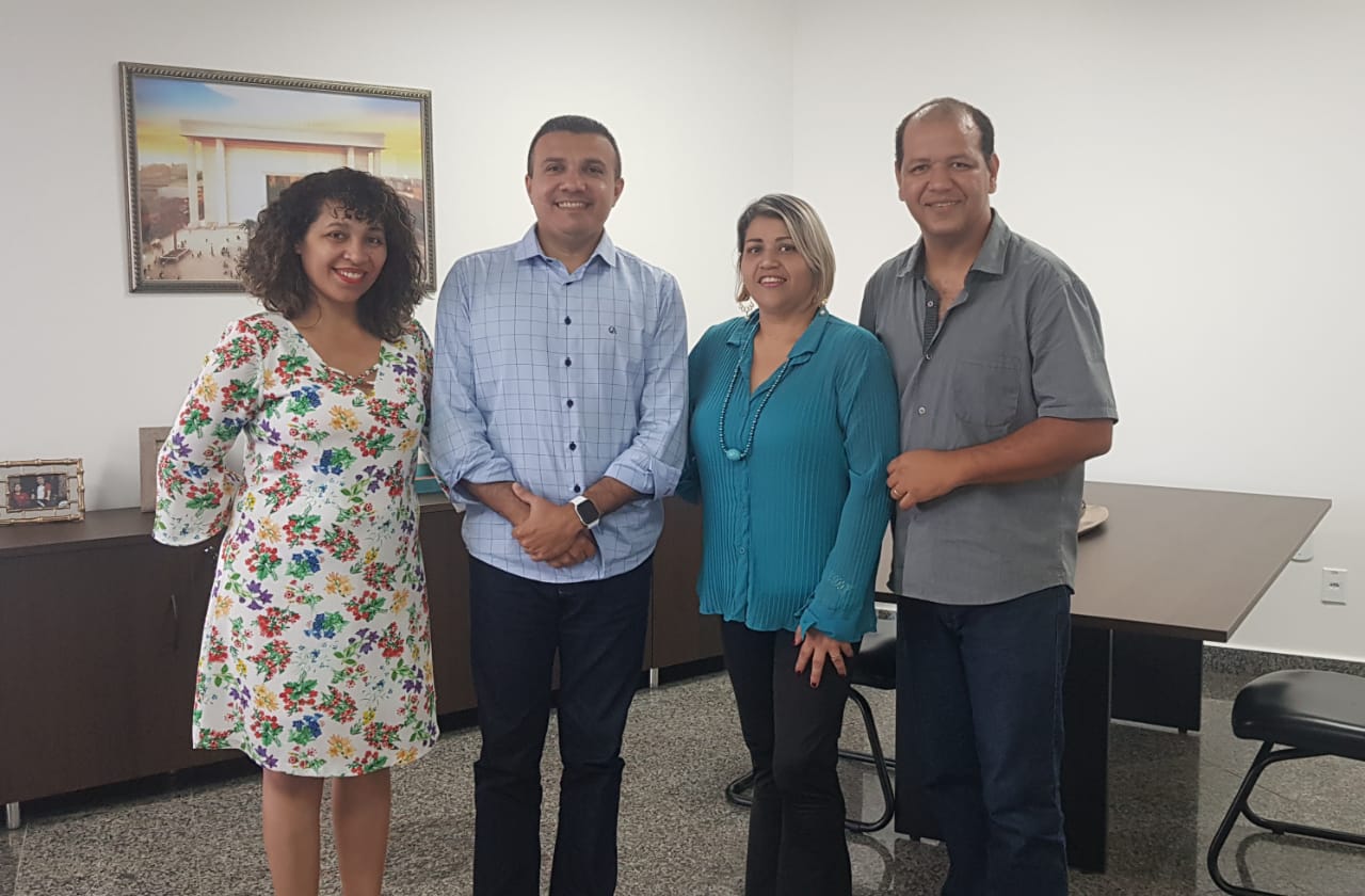 ALEX SILVA RECEBE REPRESENTANTES DOS CONSELHOS TUTELAR NA ALE/RO - News Rondônia