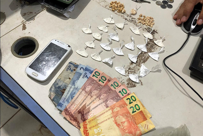 DELIVERY - PM prende dupla com mais de 60 porções de cocaína - News Rondônia