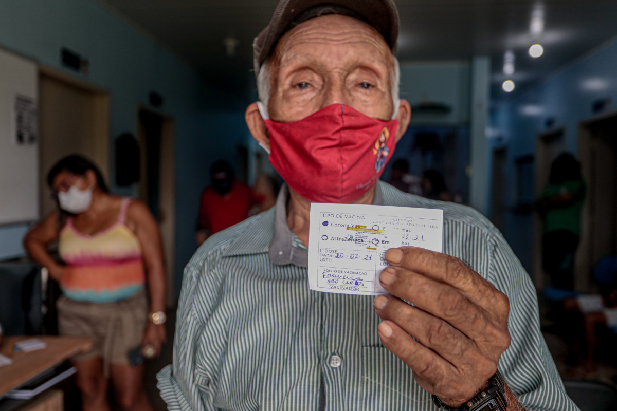 Idosos devem ficar atentos à data de aplicação da primeira dose para receber a segunda aplicação nesta sexta-feira - News Rondônia