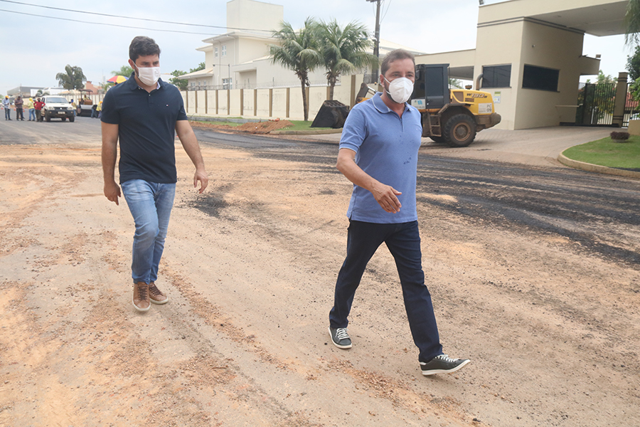 Durante live, Hildon Chaves anuncia asfalto para ruas do bairro Caladinho - News Rondônia