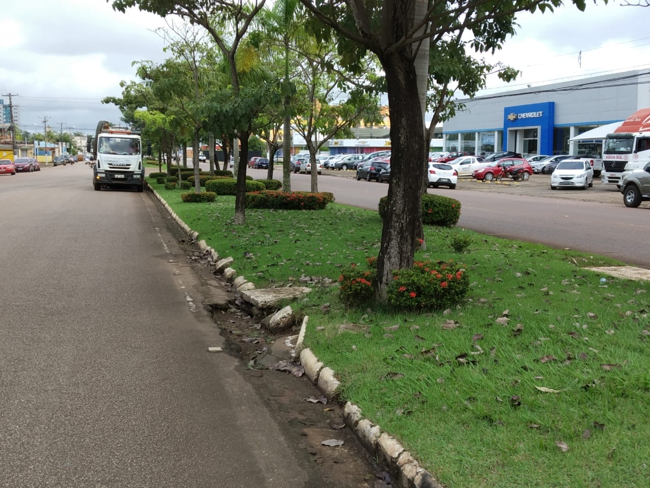 MUTIRÃO DE LIMPEZA ACONTECE EM VÁRIOS PONTOS DA CIDADE - News Rondônia