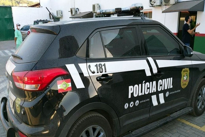 Rondoniense é preso em Joinville por ameaçar divulgar cenas de sexo com ex-companheiro - News Rondônia