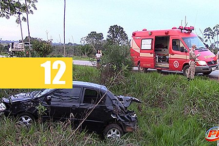 COROLLA É FECHADO POR CARRETA BOIADEIRA E CAPOTA COM FAMÍLIA NA RO-479, SENTIDO A ROLIM DE MOURA - News Rondônia