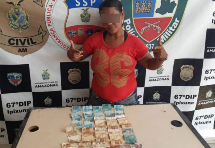MULHER FURTA QUASE R$ 2 MIL DE IDOSO E ESCONDE DINHEIRO NAS PARTES ÍNTIMAS - News Rondônia