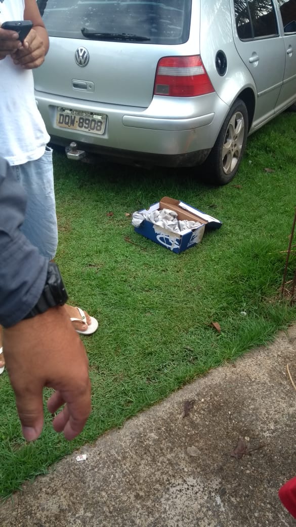 RECÉM-NASCIDO É ENCONTRADO DENTRO DE CAIXA COM CORPO COBERTO POR FORMIGAS EM CUIABÁ  VEJA FOTOS - News Rondônia