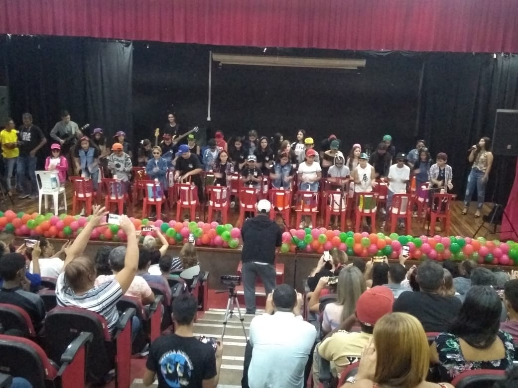 BATUCANDRADE DESTAQUE NO RECITAL DE FINAL DE ANO DA ESCOLA JORGE ANDRADE - News Rondônia