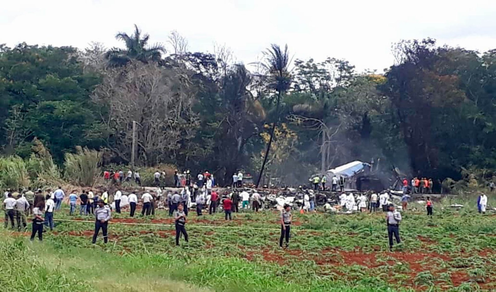 AVIÃO COM 113 TRIPULANTES A BORDO CAI LOGO APÓS DECOLAGEM; VEJA VÍDEO - News Rondônia