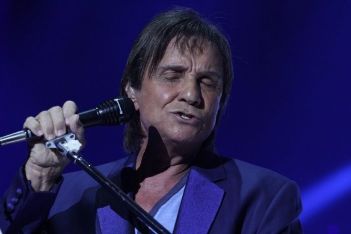 ROBERTO CARLOS NÃO ESTARÁ NO ESPECIAL DE FIM DE ANO DA GLOBO - News Rondônia