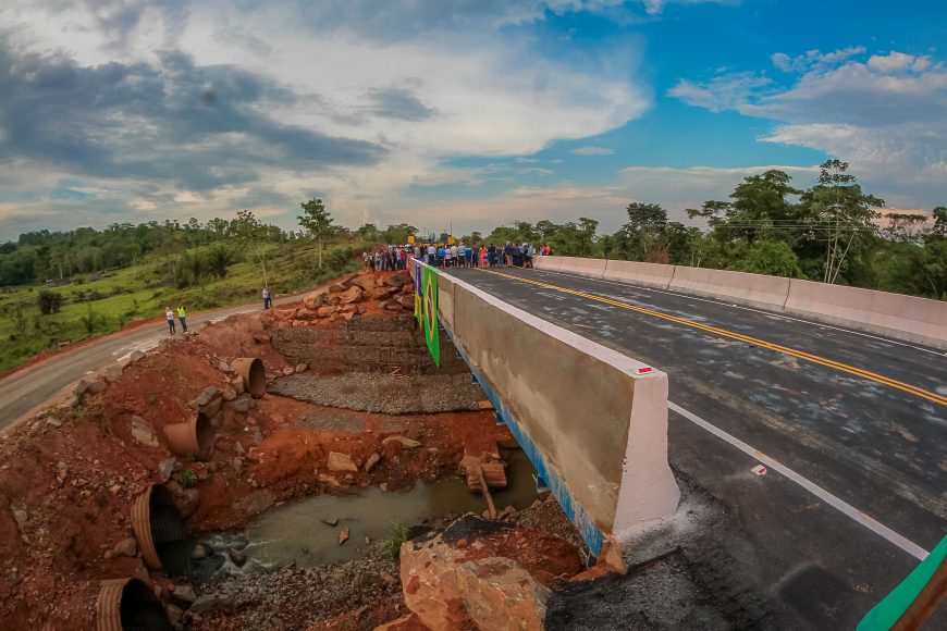 Governo de Rondônia garante segurança no tráfego com nova ponte de concreto entre Jaru e Governador Jorge Teixeira - News Rondônia