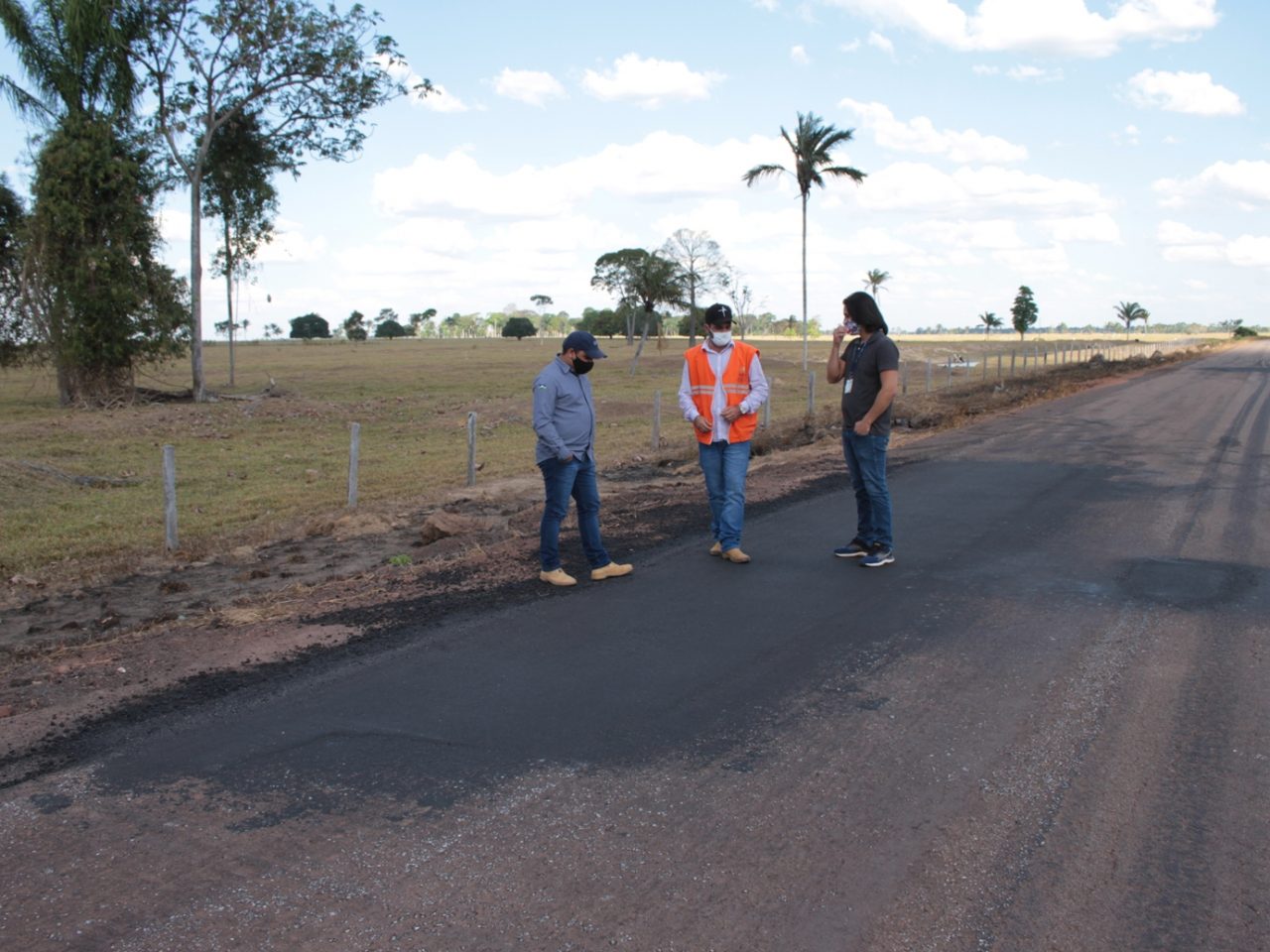 Mais 10 quilômetros de pavimentação da RO-383 são recuperados entre Cacoal e Nova Estrela - News Rondônia