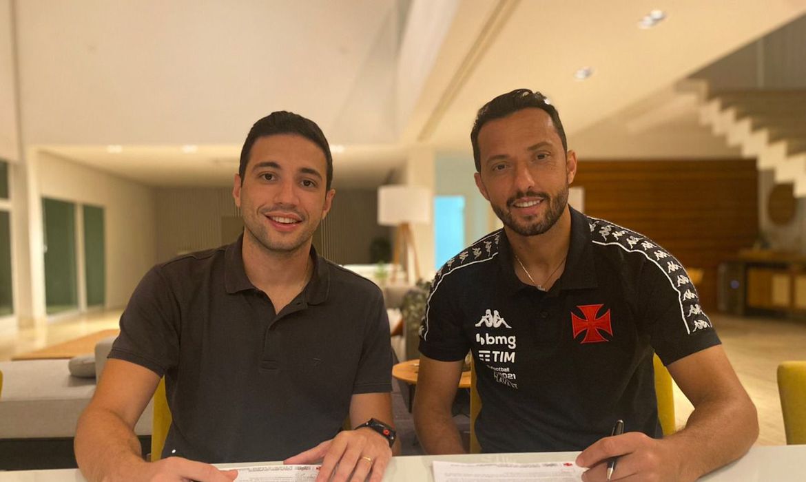 Horas após deixar Fluminense, Nenê é anunciado como reforço do Vasco - News Rondônia
