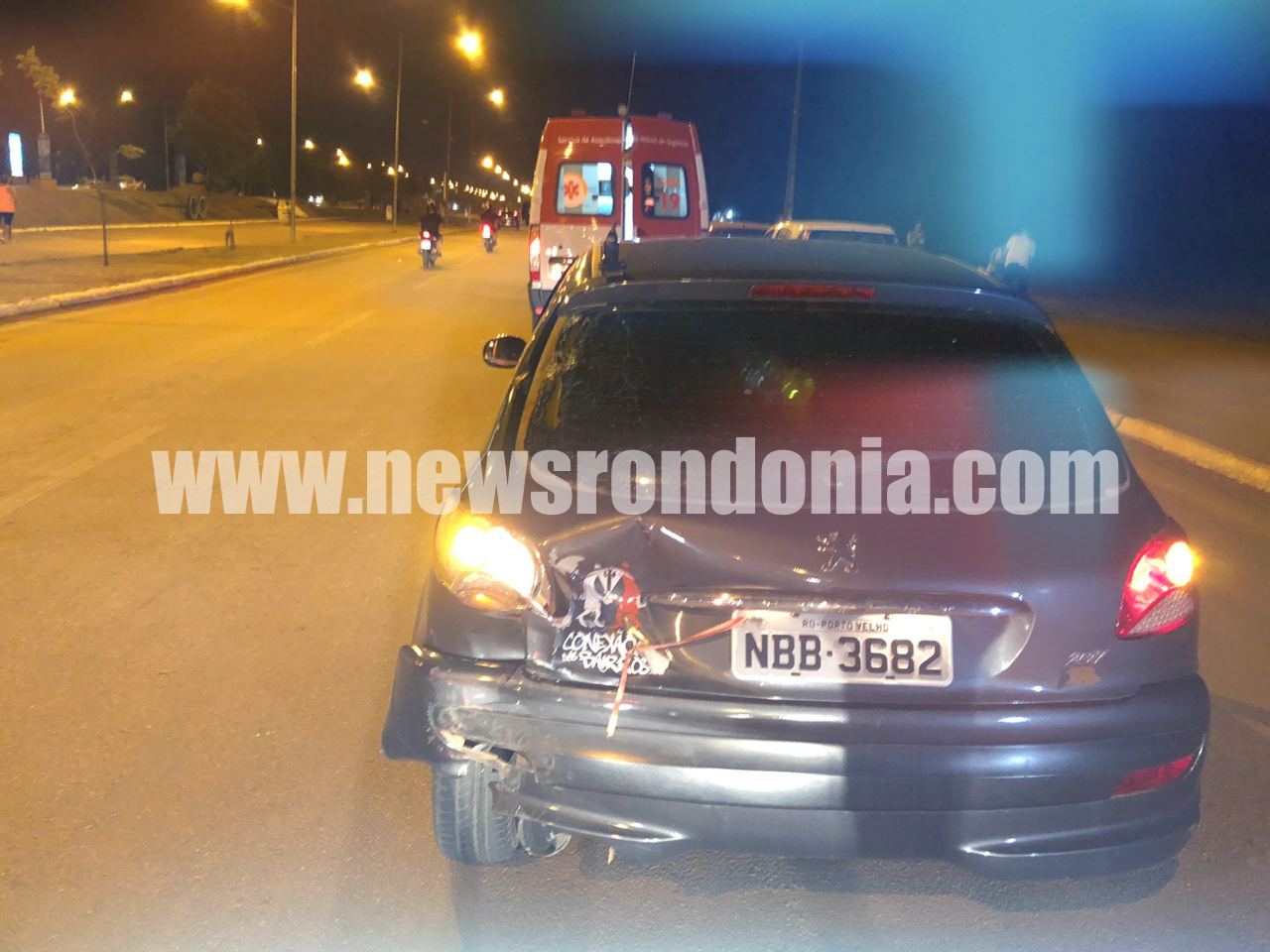 SUSPEITA DE RACHA: Motociclista fica em estado grave após colidir na traseira de carro no Espaço Alternativo - News Rondônia