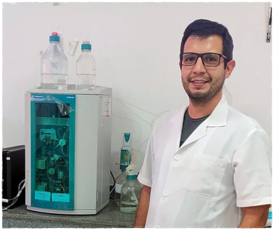 Professor universitário acreano amplia pesquisa em torno do leite humano em pó - News Rondônia