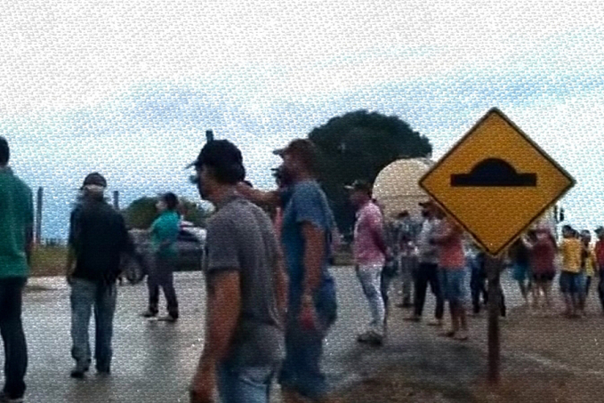 Redução de R$ 0,60 no preço do leite termina em confronto entre policiais e produtores em Rondônia - News Rondônia