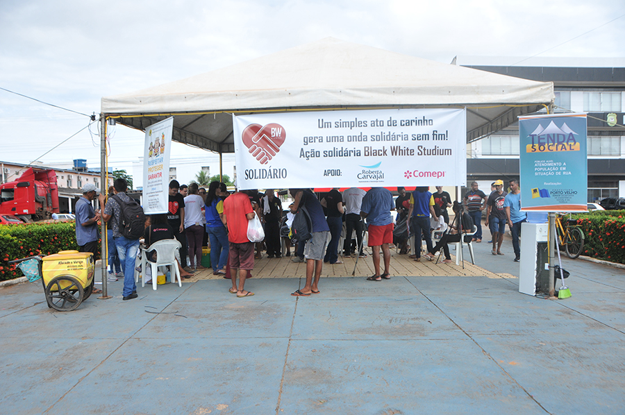 POPULAÇÃO EM SITUAÇÃO DE RUA É ATENDIDA PELO PROJETO TENDA SOCIAL - News Rondônia