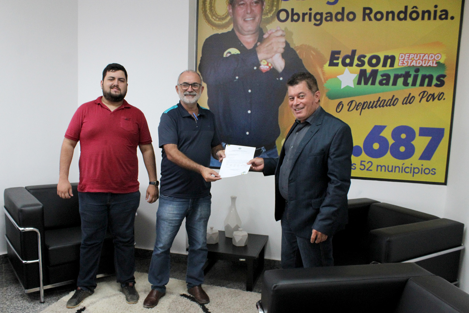 DEPUTADO EDSON MARTINS DESTINA RECURSOS PARA APAE DE ITAPUÃ DO OESTE - News Rondônia