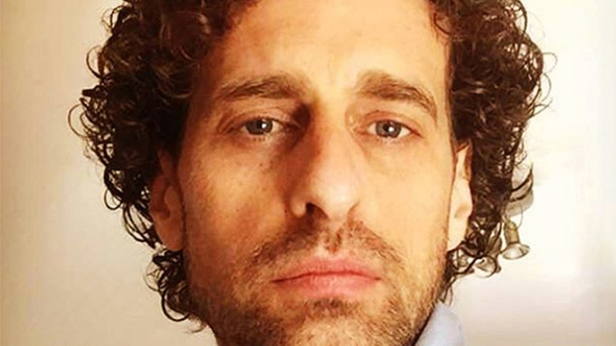 ATOR DE THOR SE JOGA DE PONTE E MORRE ATROPELADO NOS EUA - News Rondônia