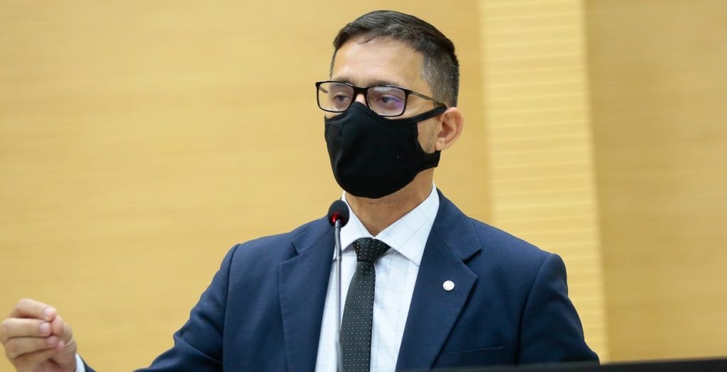 Deputado Anderson encaminha requerimento a bancada federal solicitando agilidade na tramitação e aprovação de projeto de lei que retorna com o Exame Revalida - News Rondônia