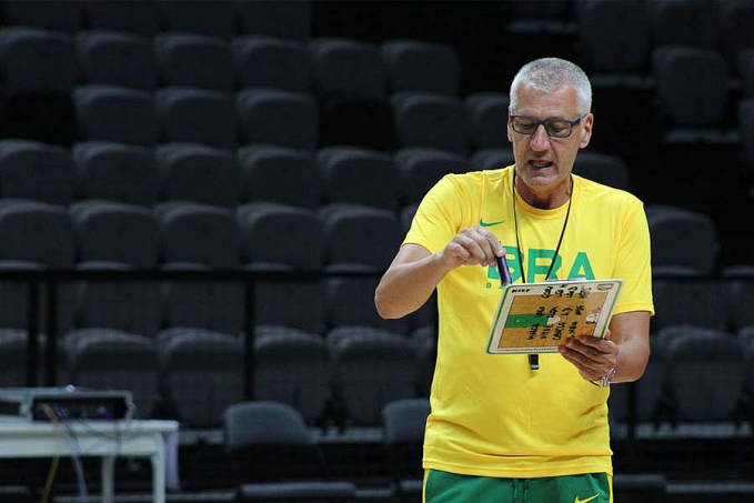 Aleksandar Petrovic deixa comando técnico da seleção de basquete - News Rondônia