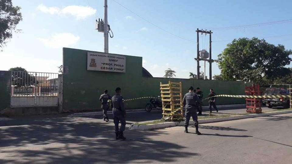 JOVEM INVADE ESCOLA ARMADO COM FACA E FAZ ALUNA REFÉM - News Rondônia